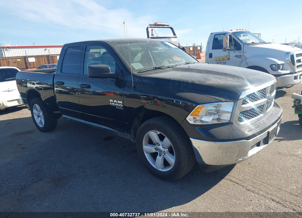 2024 RAM 1500 CLASSIC SLT 4X4 6'4 BOX VIN: 1C6RR7GG2RS156848