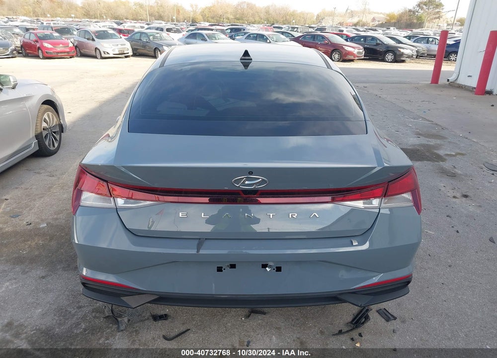 2021 HYUNDAI ELANTRA SEL VIN: KMHLS4AG4MU122106