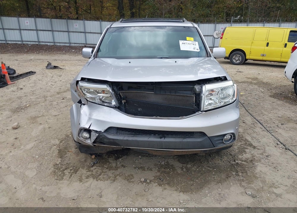 2012 HONDA PILOT TOURING VIN: 5FNYF3H96CB036206