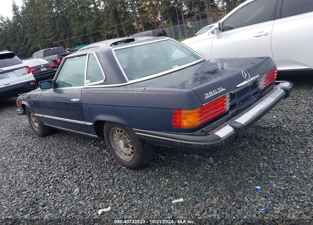 1981 MERCEDES-BENZ 380 SL VIN: WDBBA45A8BB004592