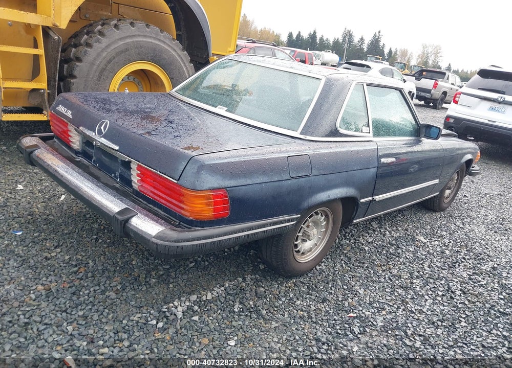 1981 MERCEDES-BENZ 380 SL VIN: WDBBA45A8BB004592