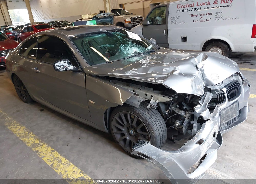 2012 BMW 328I VIN: WBAKE5C52CE756027