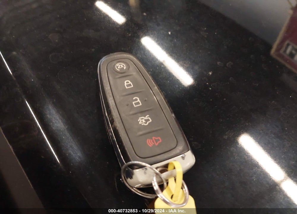 2016 FORD ESCAPE TITANIUM VIN: 1FMCU9J92GUB22389