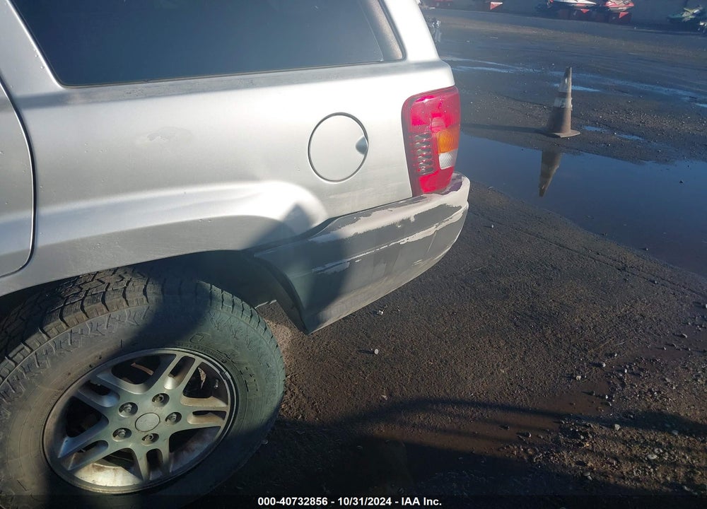 2004 JEEP GRAND CHEROKEE LAREDO VIN: 1J4GW48S94C303075