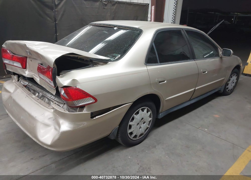 2001 HONDA ACCORD 2.3 LX VIN: JHMCG56411C031076