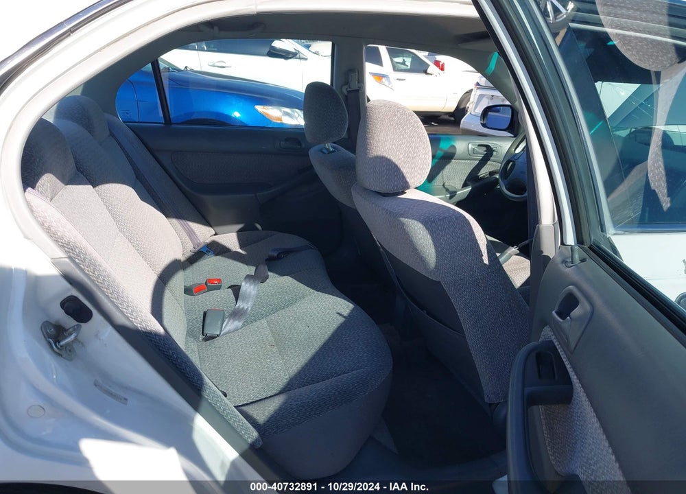 1999 HONDA CIVIC LX VIN: 2HGEJ6577XH543266