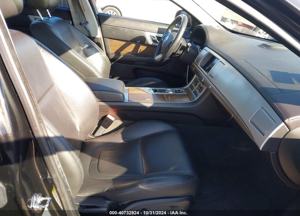 2013 JAGUAR XF V6 SC VIN: SAJWA0E77D8S67965