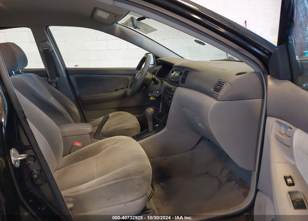 2005 TOYOTA COROLLA CE VIN: 2T1BR32E75C326397