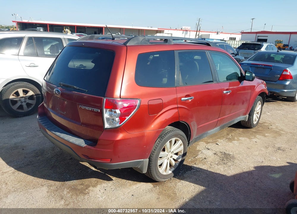 2012 SUBARU FORESTER 2.5X PREMIUM VIN: JF2SHBDC6CH452642