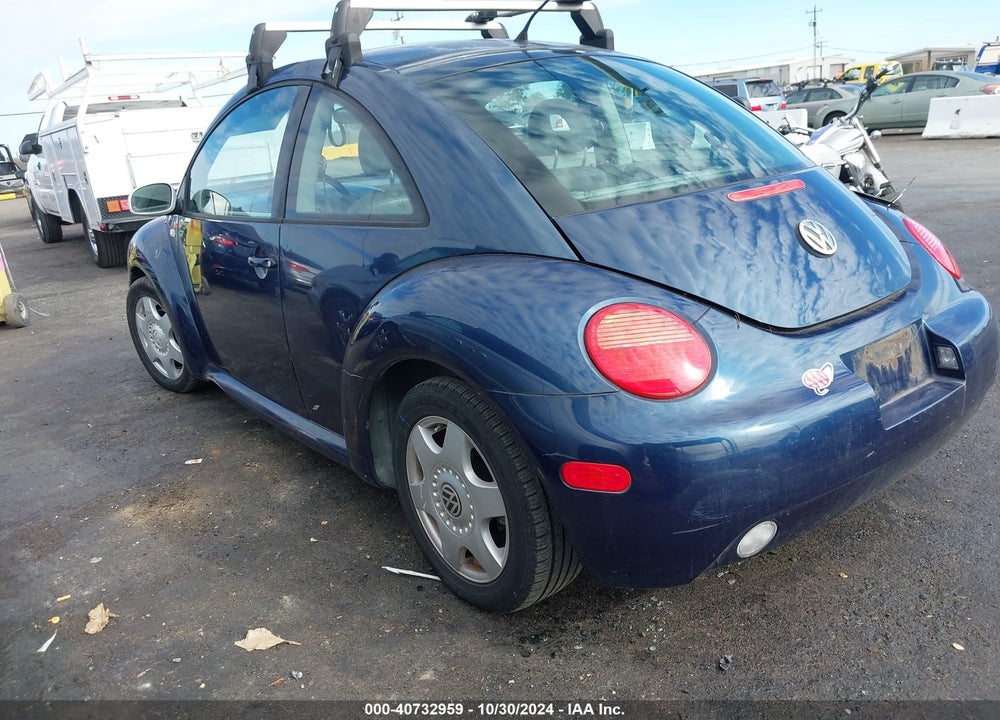 2001 VOLKSWAGEN NEW BEETLE GLX VIN: 3VWDD21C91M421687