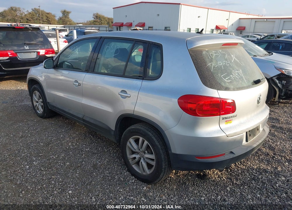 2013 VOLKSWAGEN TIGUAN S VIN: WVGAV3AX7DW610513