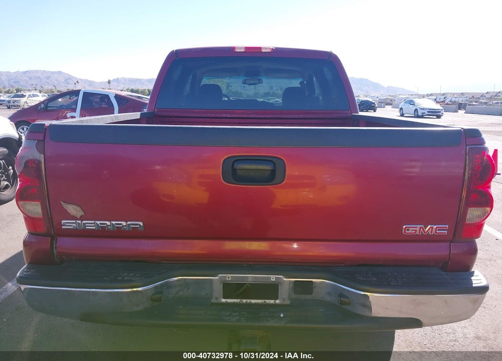 2005 GMC SIERRA 1500 SLE VIN: 2GTEC13T651215936