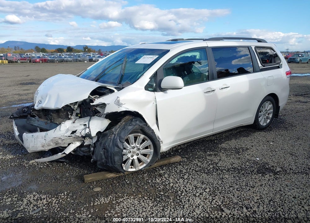 2011 TOYOTA SIENNA XLE LIMITED VIN: 5TDDK3DC8BS021003