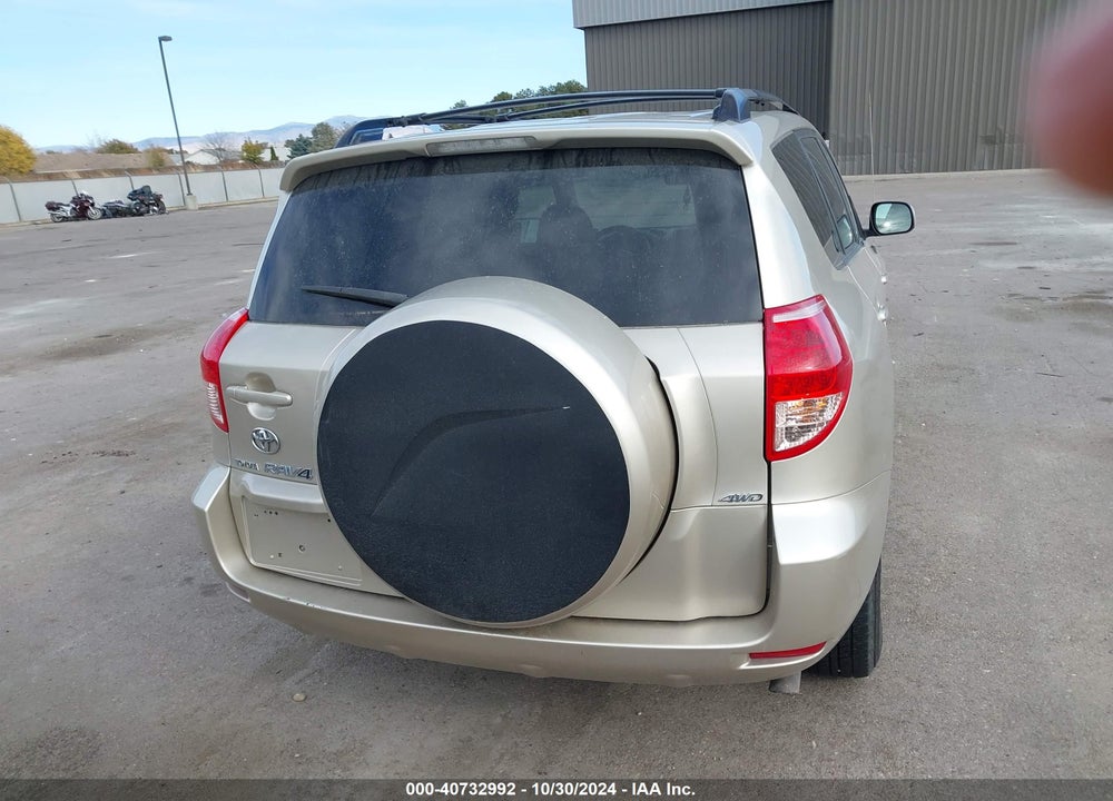2007 TOYOTA RAV4 LIMITED VIN: JTMBD31V475106683