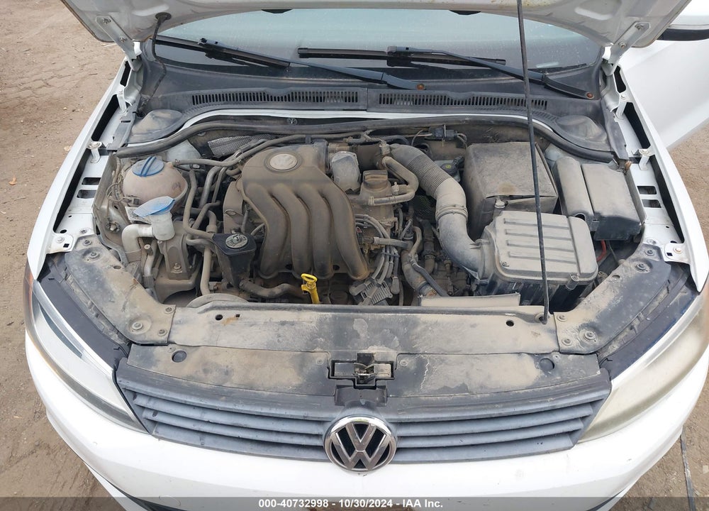 2014 VOLKSWAGEN JETTA 2.0L S VIN: 3VW2K7AJ5EM310763