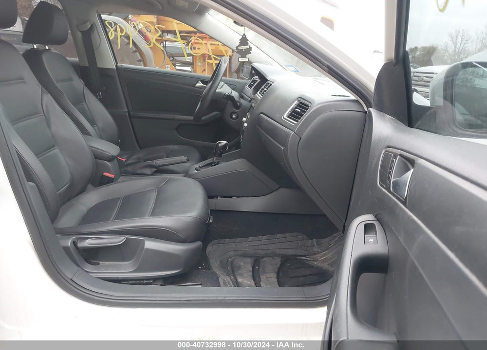 2014 VOLKSWAGEN JETTA 2.0L S VIN: 3VW2K7AJ5EM310763