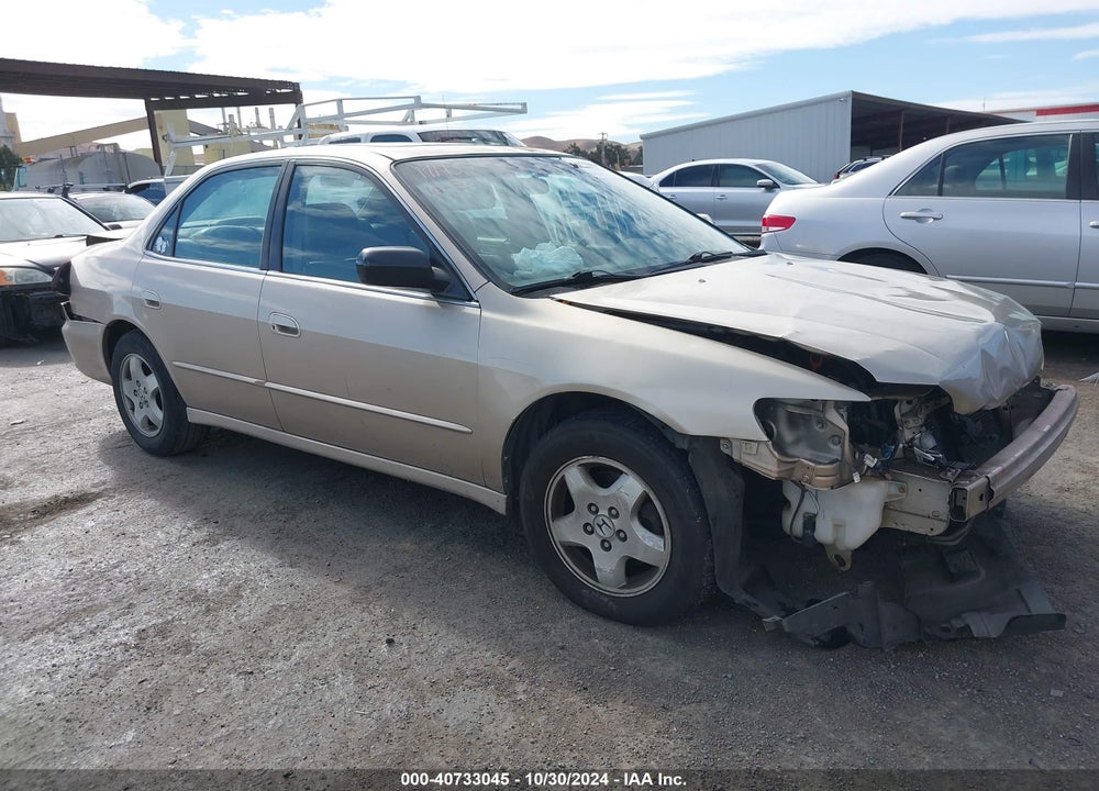 2000 HONDA ACCORD 3.0 EX VIN: 1HGCG1659YA082884