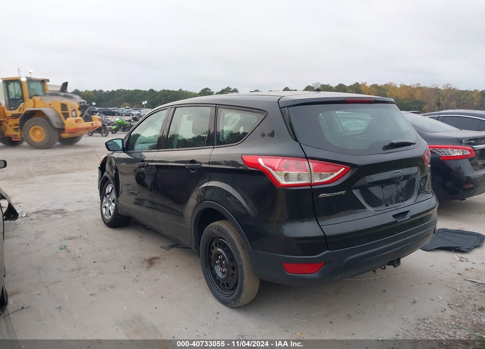 2013 FORD ESCAPE S VIN: 1FMCU0F77DUC23104