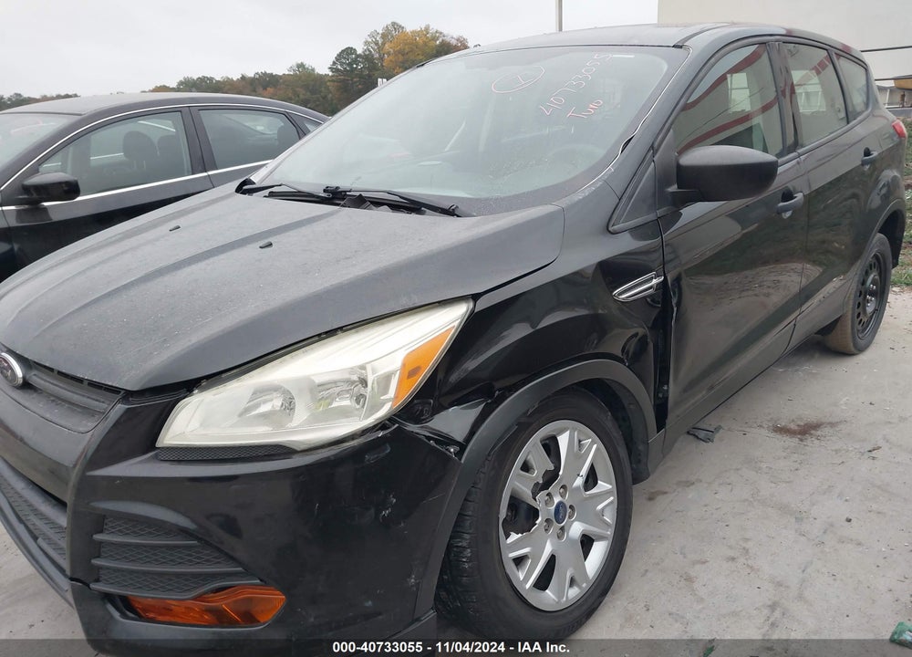 2013 FORD ESCAPE S VIN: 1FMCU0F77DUC23104
