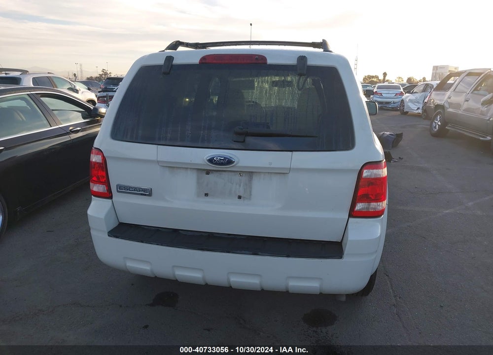 2009 FORD ESCAPE XLT VIN: 1FMCU03759KA20137