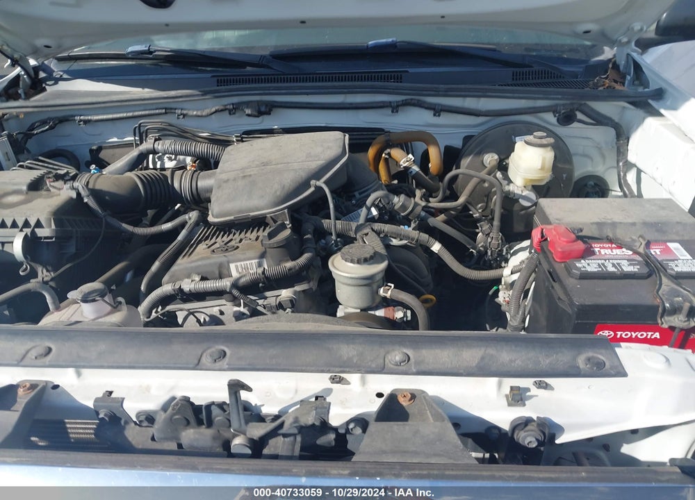 2015 TOYOTA TACOMA VIN: 5TFTX4CN2FX051314