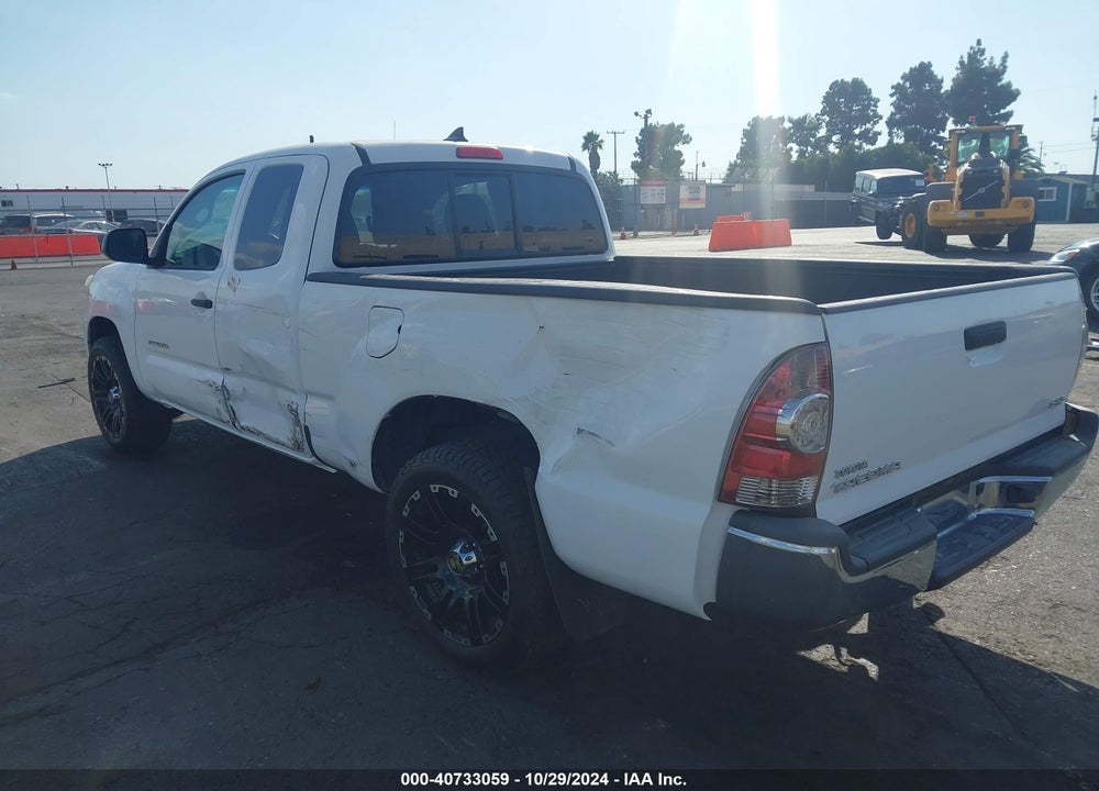 2015 TOYOTA TACOMA VIN: 5TFTX4CN2FX051314