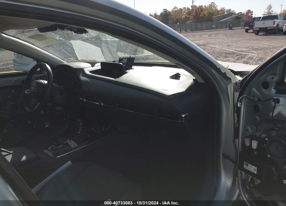 2021 MAZDA CX-30 PREFERRED VIN: 3MVDMBCL8MM217109