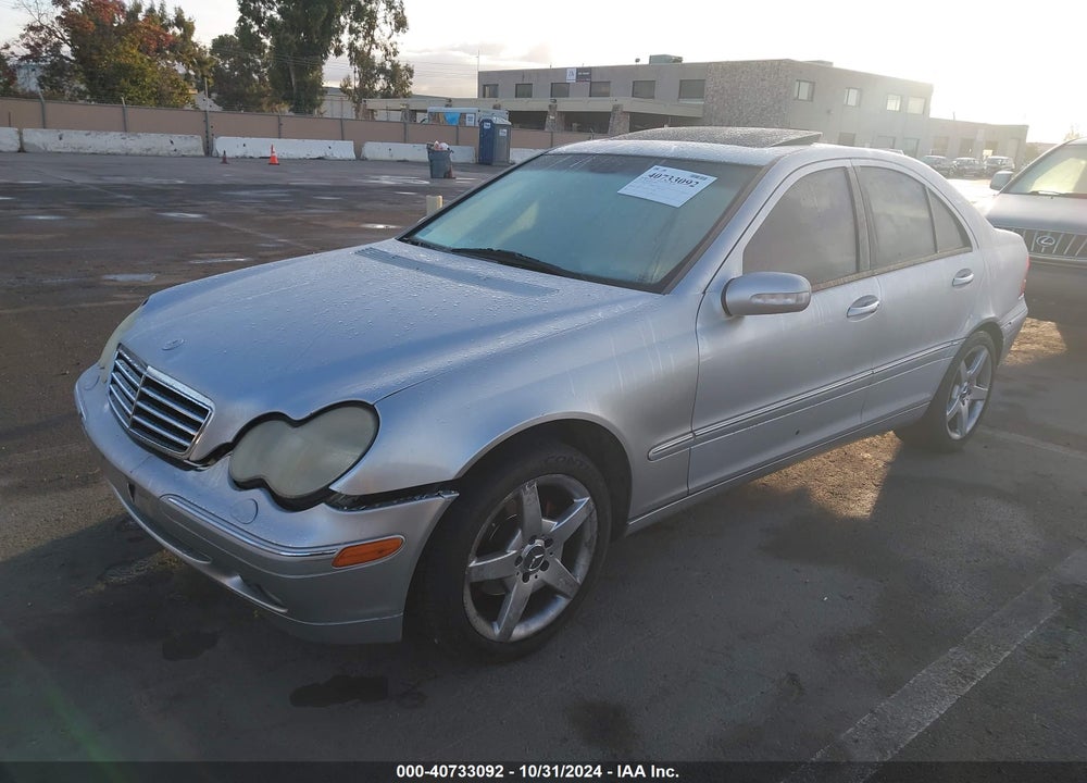 2002 MERCEDES-BENZ C 240 VIN: WDBRF61J52E004355