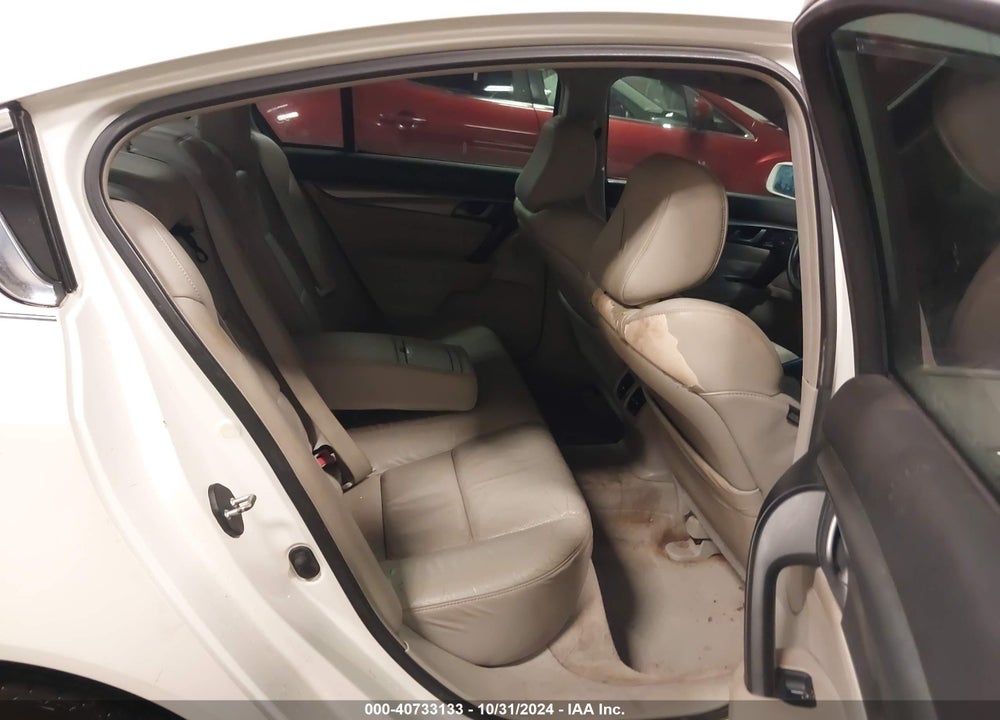 2010 ACURA TL 3.5 VIN: 19UUA8F50AA020102