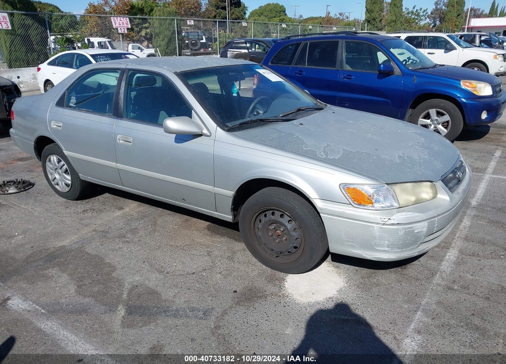 2001 TOYOTA CAMRY LE VIN: 4T1BG22K71U867092