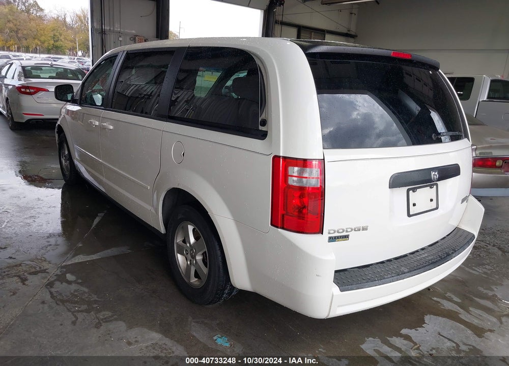 2010 DODGE GRAND CARAVAN SE VIN: 2D4RN4DE7AR228643