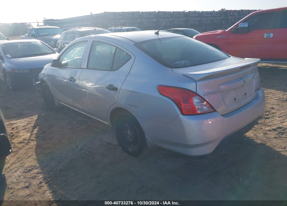2015 NISSAN VERSA 1.6 S+ VIN: 3N1CN7AP6FL890859