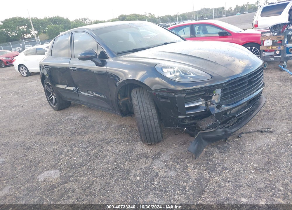 2021 PORSCHE MACAN VIN: WP1AA2A55MLB11301