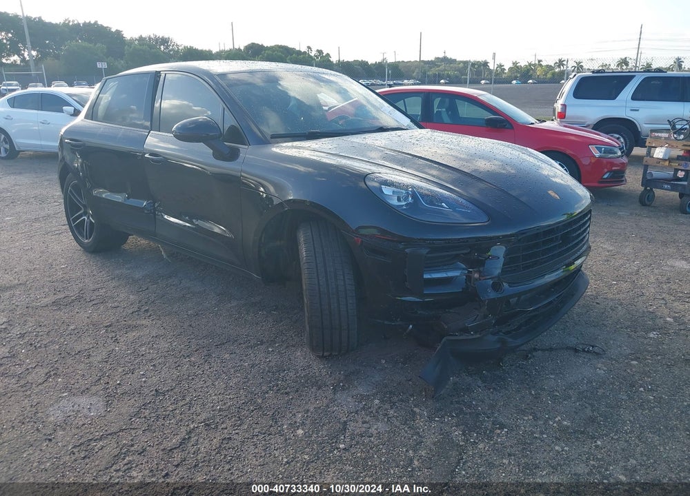 2021 PORSCHE MACAN VIN: WP1AA2A55MLB11301