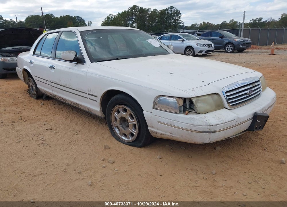 1998 FORD CROWN VICTORIA LX VIN: 2FAFP74W0WX171506