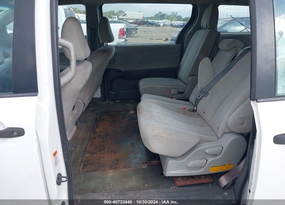 2015 TOYOTA SIENNA L 7 PASSENGER VIN: 5TDZK3DC1FS602239
