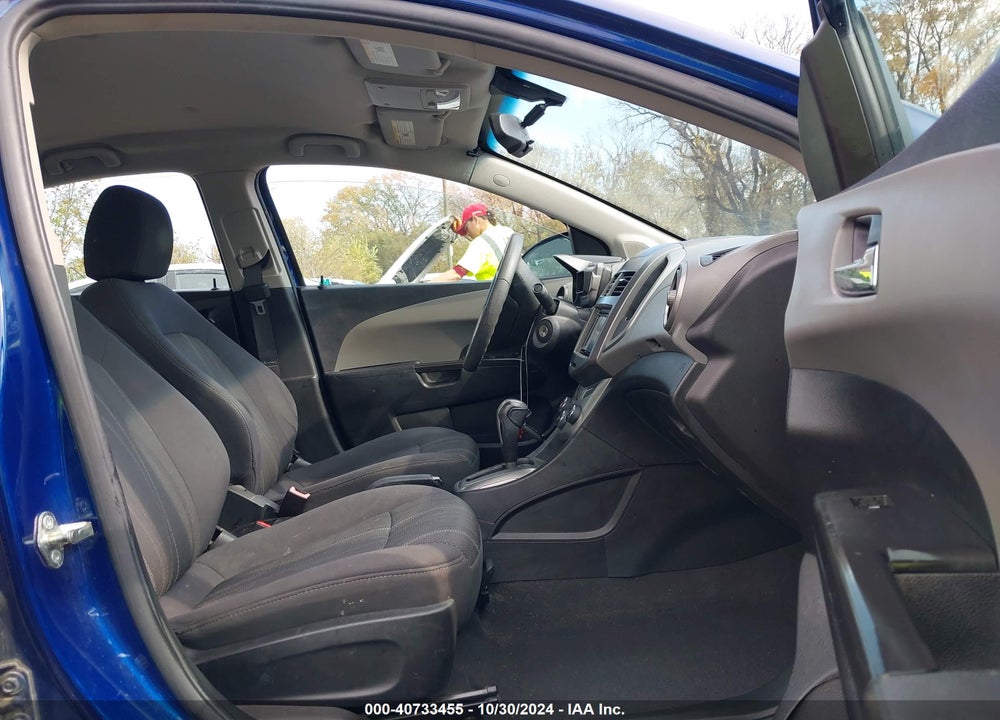 2014 CHEVROLET SONIC LT AUTO VIN: 1G1JC5SH8E4181093