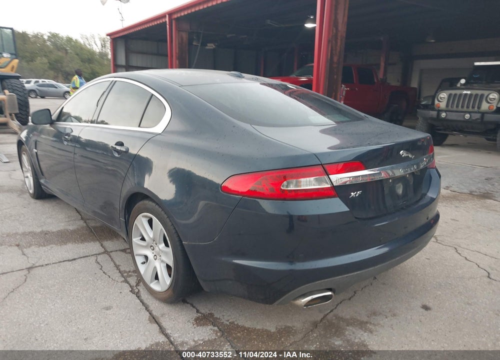 2009 JAGUAR XF LUXURY VIN: SAJWA05B79HR12075