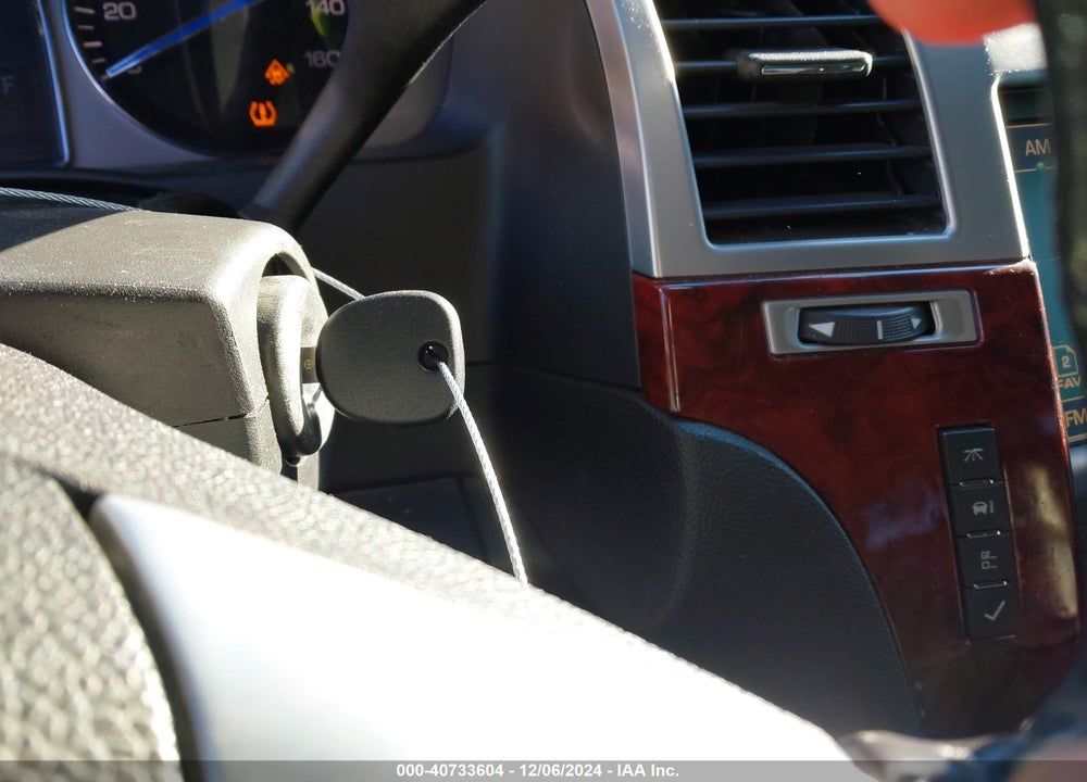 2007 CADILLAC ESCALADE STANDARD VIN: 1GYEC638X7R356389