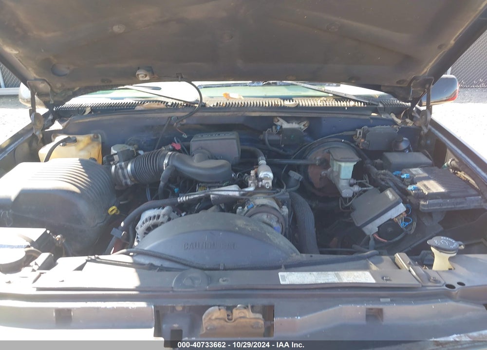 1997 CHEVROLET TAHOE LS VIN: 1GNEC13R3VJ372972