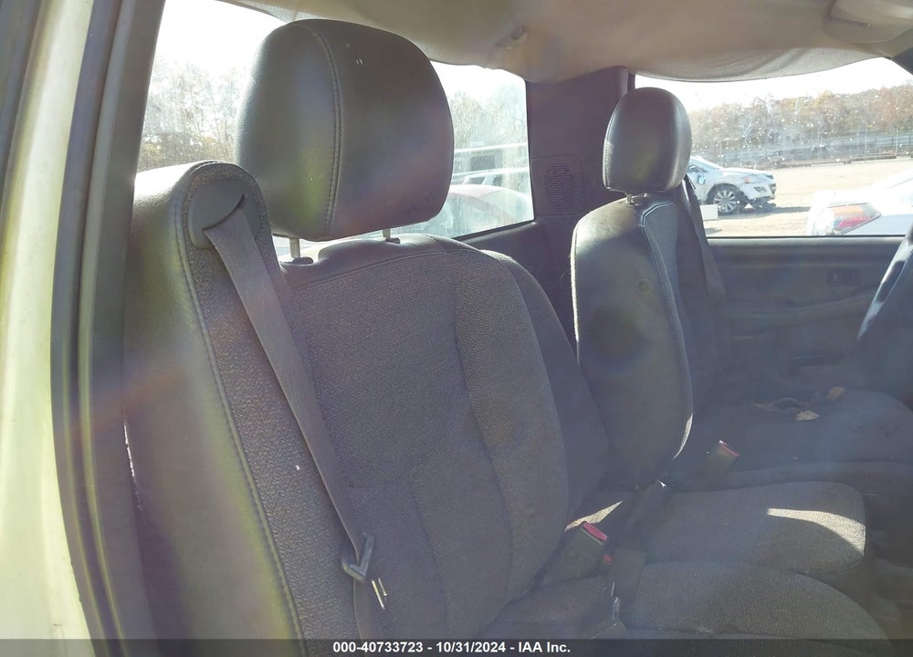 2004 CHEVROLET SILVERADO 1500 WORK TRUCK VIN: 1GCEK14X84Z327535
