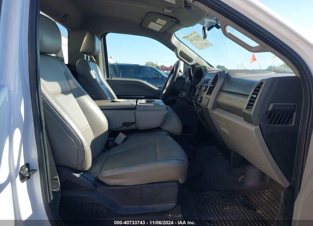 2017 FORD F-250 XL VIN: 1FDBF2A65HEC86587