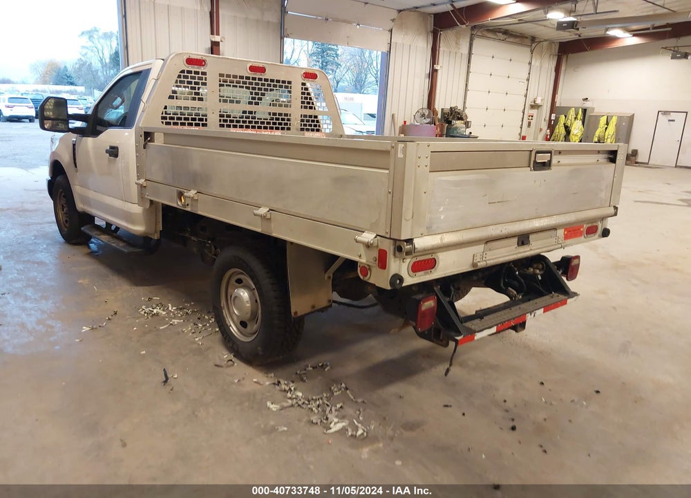 2019 FORD F-250 XL VIN: 1FDBF2A66KED43127