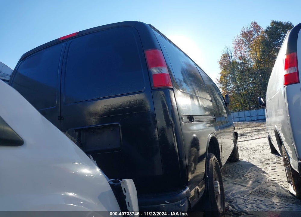 2017 CHEVROLET EXPRESS 2500 WORK VAN VIN: 1GCWGAFF0H1143334