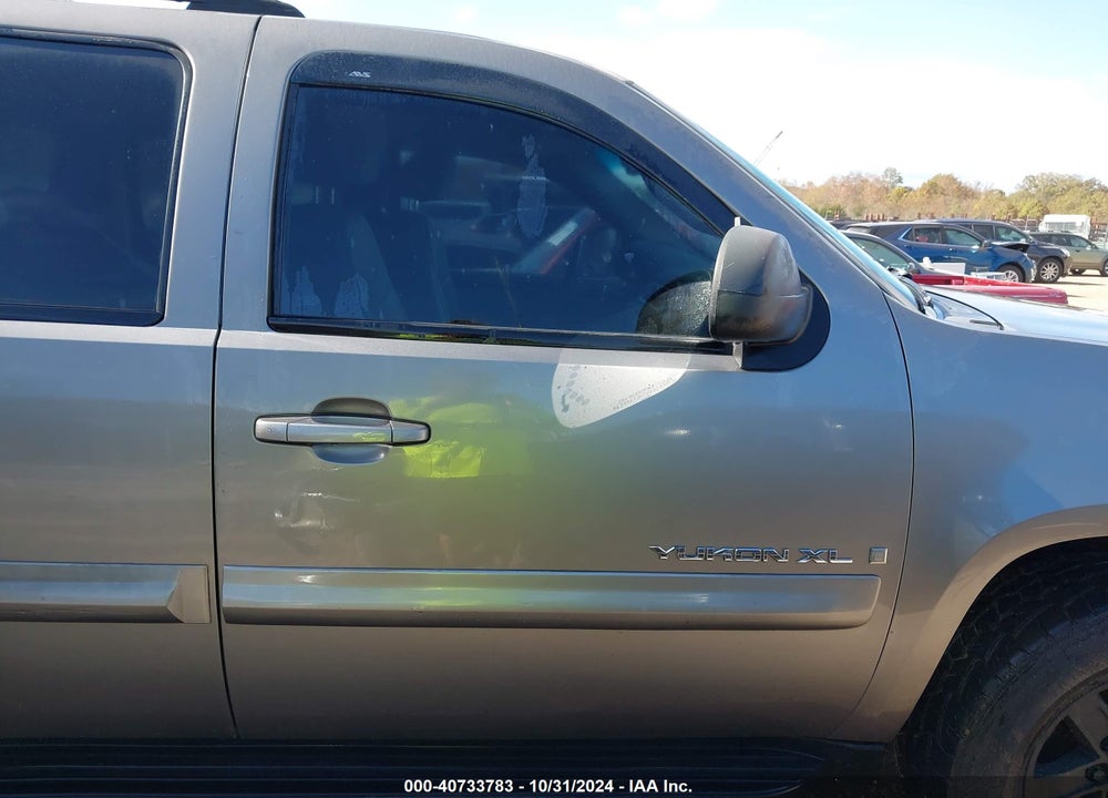 2007 GMC YUKON XL 1500 SLT VIN: 1GKFK16327J204657