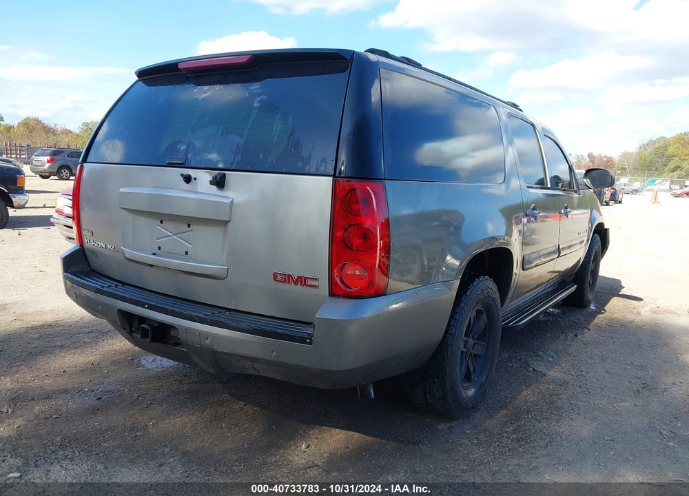 2007 GMC YUKON XL 1500 SLT VIN: 1GKFK16327J204657