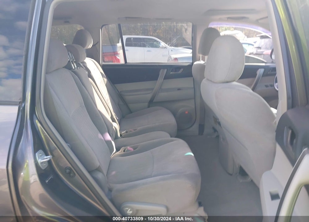 2008 TOYOTA HIGHLANDER SPORT VIN: JTEES43A382041116
