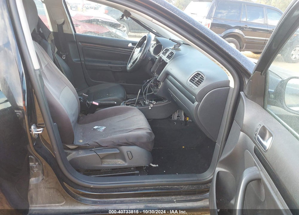2014 VOLKSWAGEN JETTA SPORTWAGEN 2.0L TDI VIN: 3VWPL7AJ1EM610822
