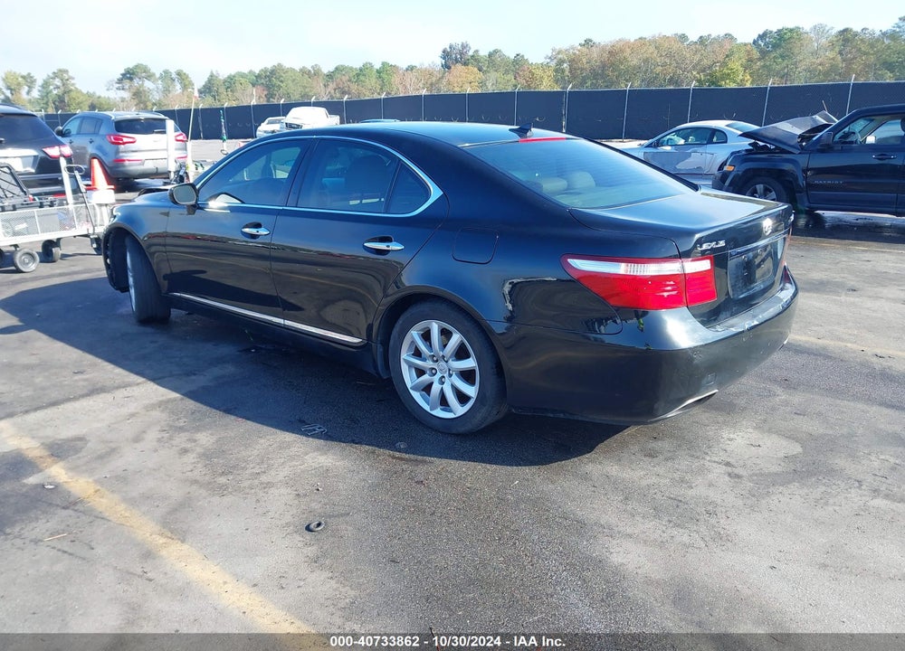 2007 LEXUS LS 460 VIN: JTHBL46F975007222