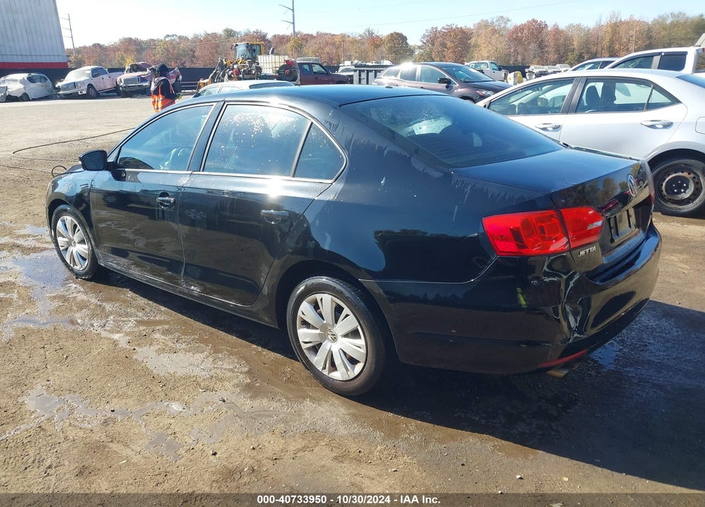 2012 VOLKSWAGEN JETTA 2.5L SE VIN: 3VWDP7AJ0CM458164